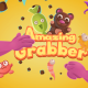 Tippen Sie auf den Bildschirm, um Haru, dem schelmischen rosa Monster, zu helfen, so viel kostbares Zeug wie möglich zu schnappen.